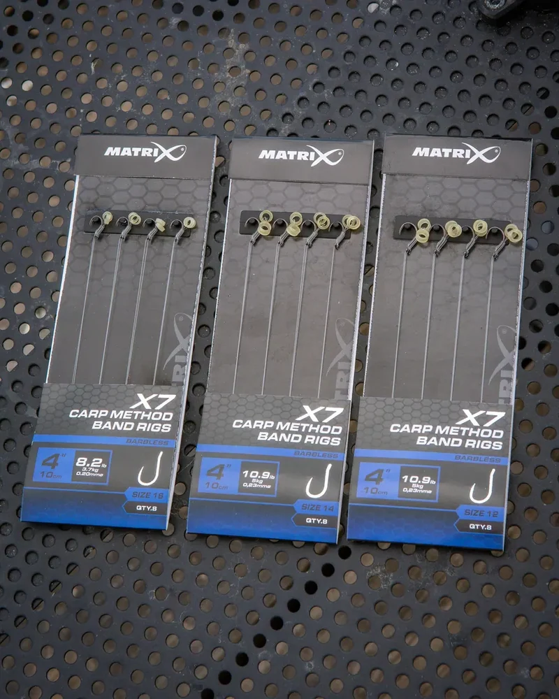 X7 Carp Method Band Rigs 4" Barbless – 10 cm Methodonderlijnen met Bait Band en Zonder Weerhaak (8 stuks)