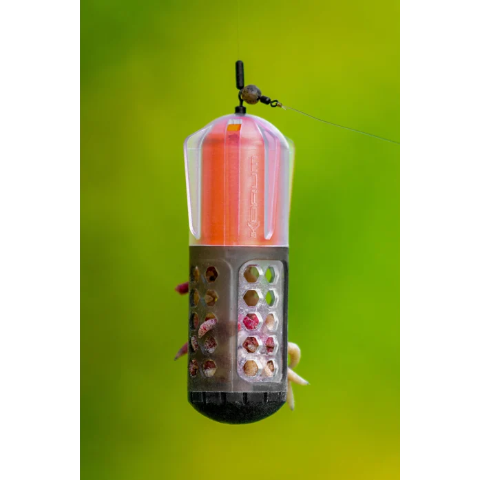 Floating Window Combi Feeder – Oppervlaktedobber met Geïntegreerde Voerkorf