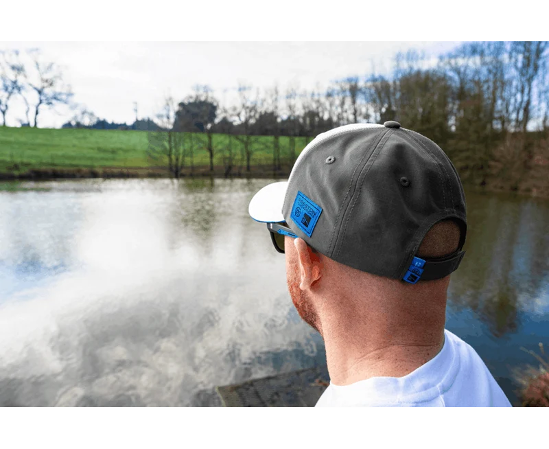 White Drift Cap – Pet