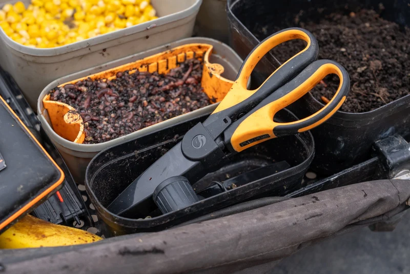 Worm Scissors – Wormenschaar