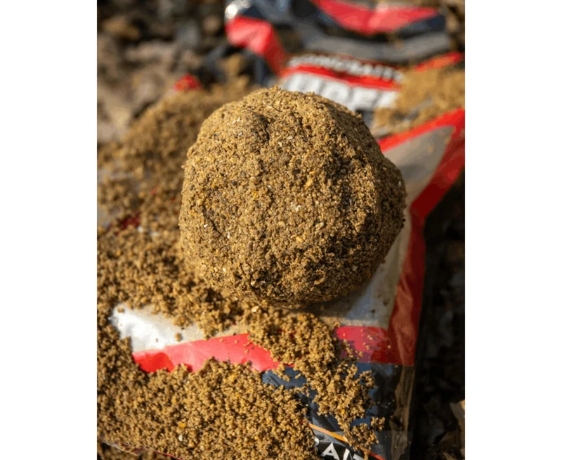 Super Feeder Roach 2kg – Feedervoer voor Voorn
