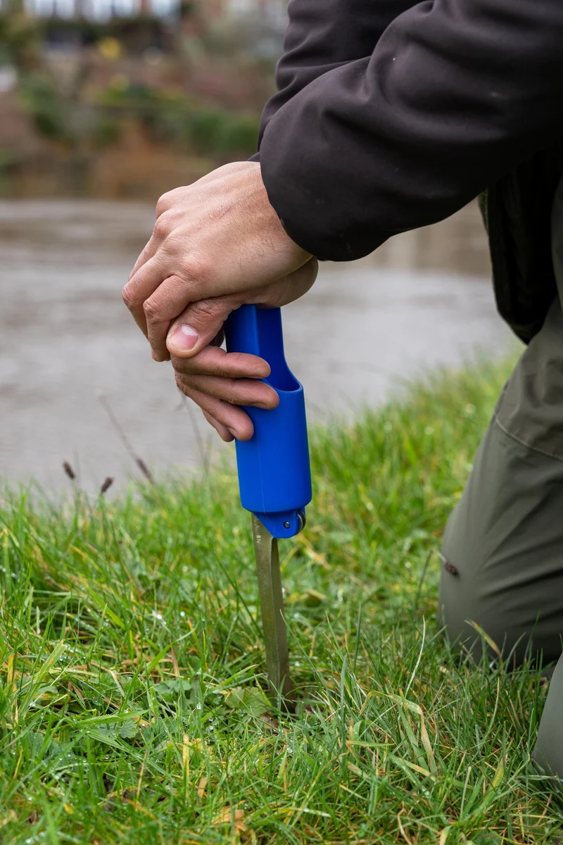 Folding Rod Holder 40mm Blue – Hengelsteun