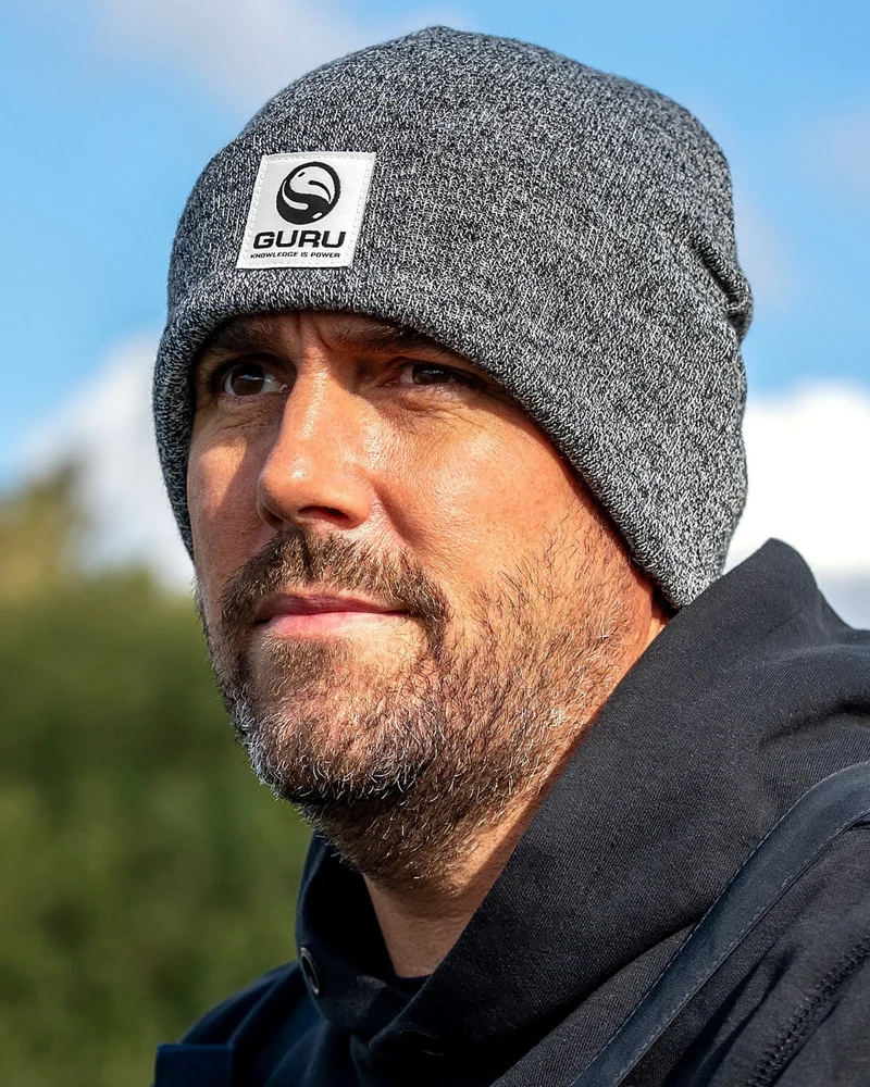 Grey Patch Beanie – Muts - 🎁