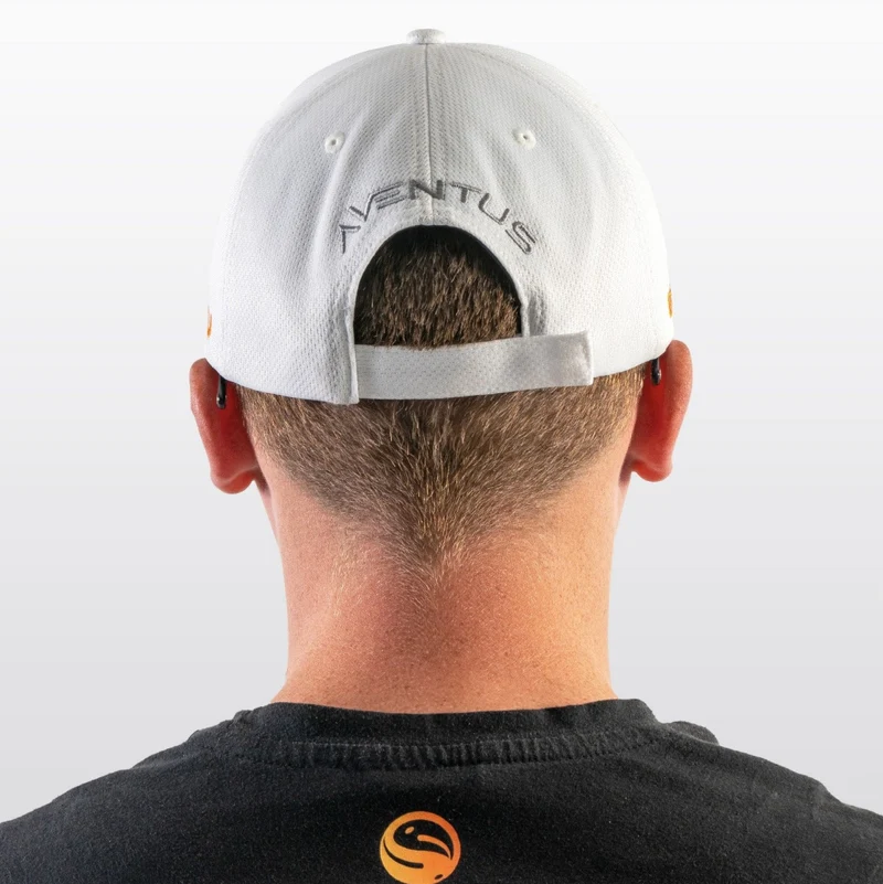 White Aventus Cap – Pet