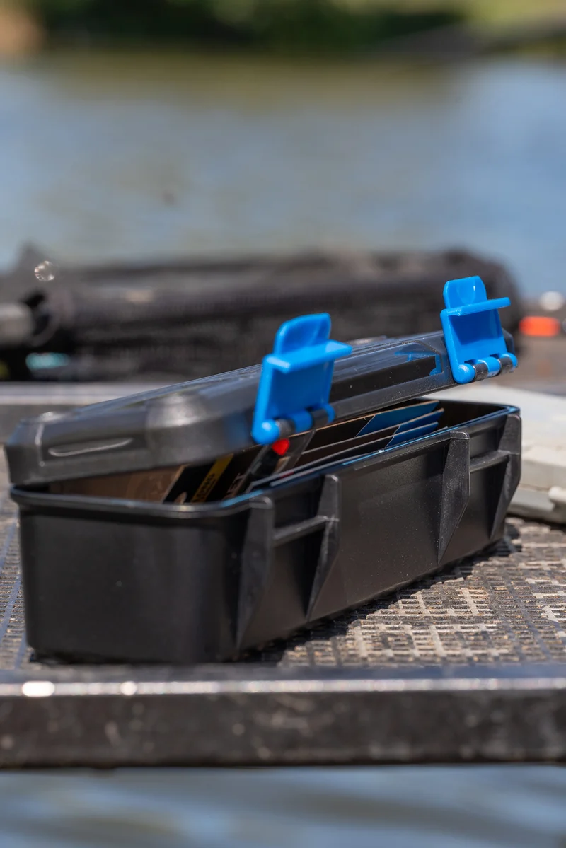 Revolution Compact Spool Box – Opbergdoos voor Onderlijnspoelen 🎁