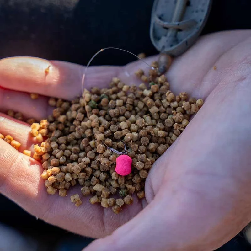 X7 Carp Method Barbless Eyed – Haak met Oog en zonder Weerhaak