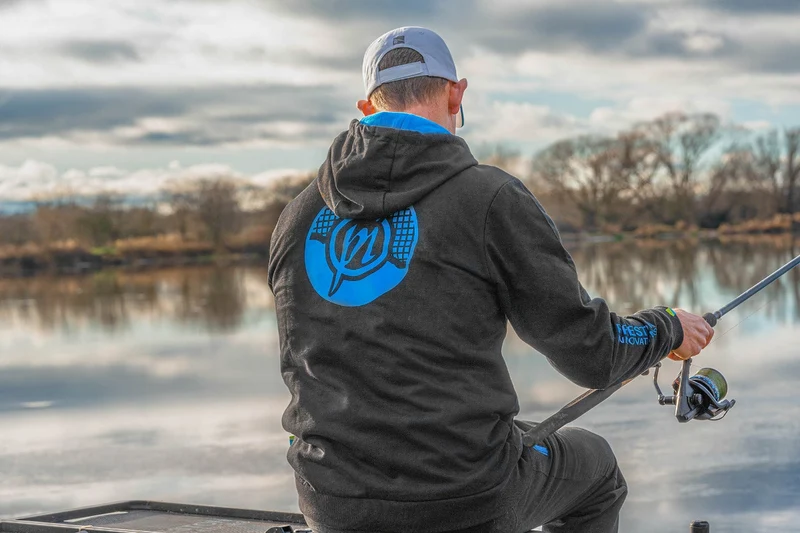 Pro Pullover Hoodie – Hoodie 🎁