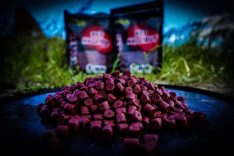 Pellets Percés Pro Elite Baits Red Halibut 15 mm 900 g