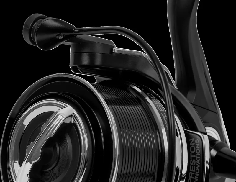 Monster Feeder Reels & Spare Spools – Feedermolens en Reservespoelen