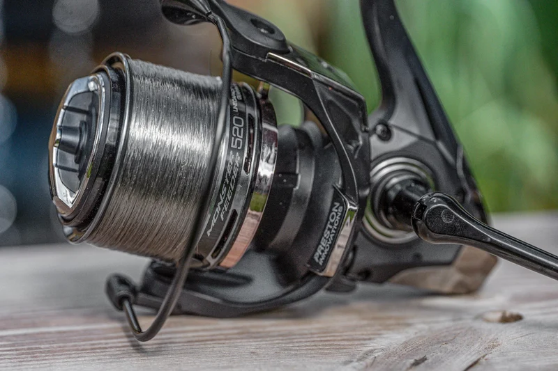Monster Feeder Reels & Spare Spools – Feedermolens en Reservespoelen