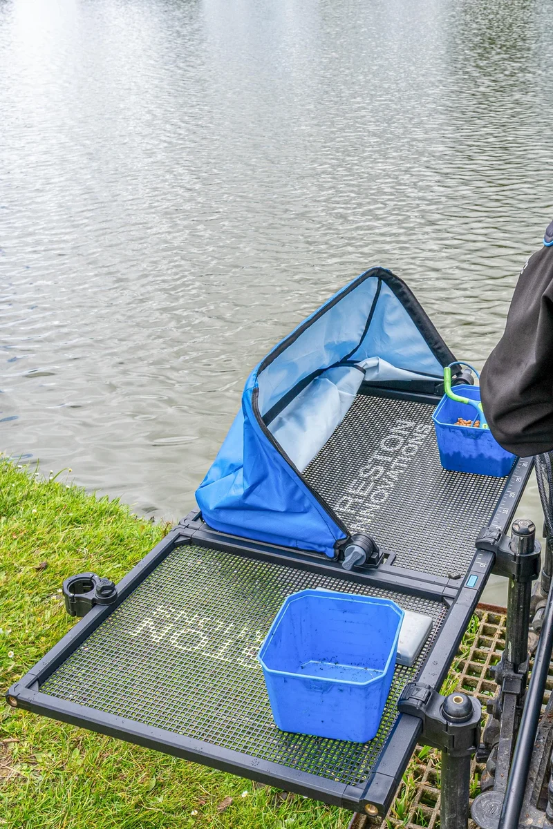 Ventalite Hoodie Combi Side Tray – Aastafel met Kap