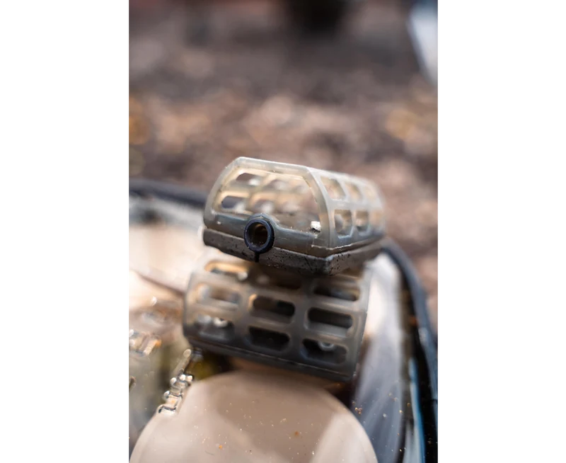 Camo Inline Cage – Inline Voerkorf 💰