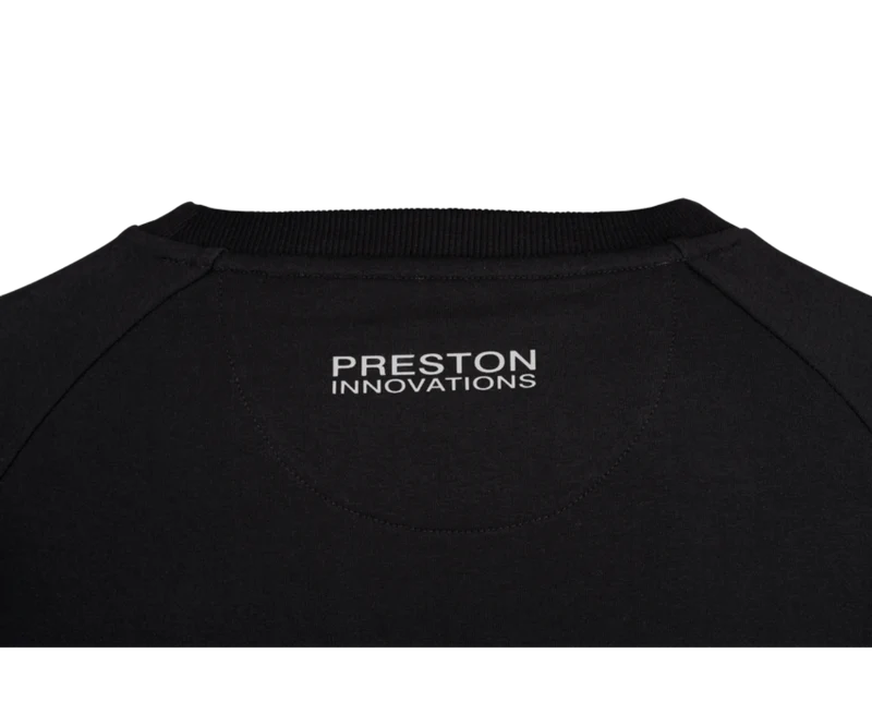 Black Minimal Sweatshirt – Trui 🎁