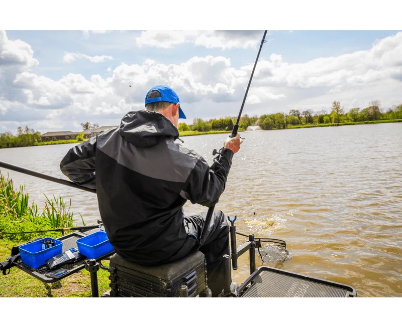 DF Lite Suit – Regenpak