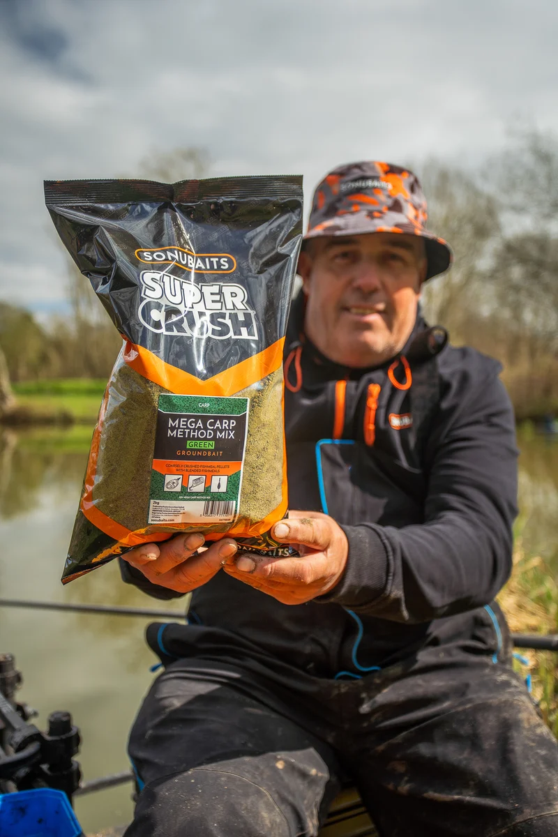 Super Crush Mega Carp Method Mix 2kg – Karpermethodgrondvoer 🎁