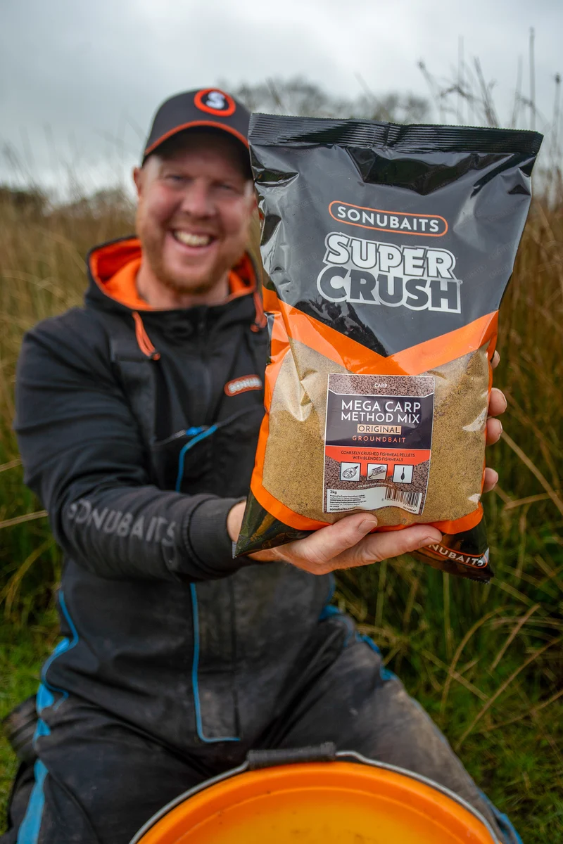 Super Crush Mega Carp Method Mix 2kg – Karpermethodgrondvoer 🎁