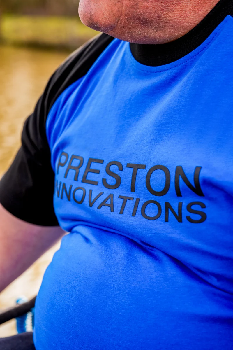 Lightweight Blue Raglan T-shirt – T-shirt 💰