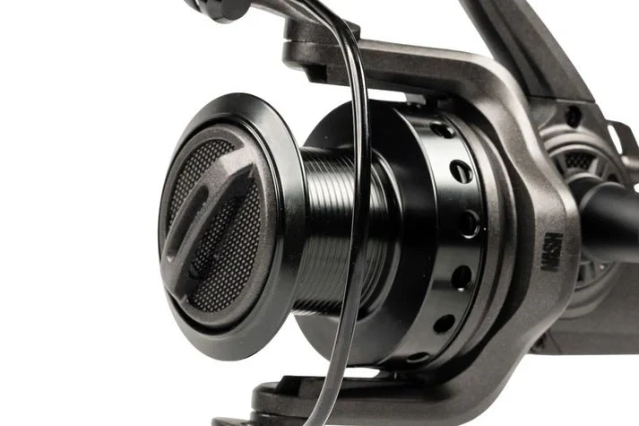 Moulinet Nash LRX8000