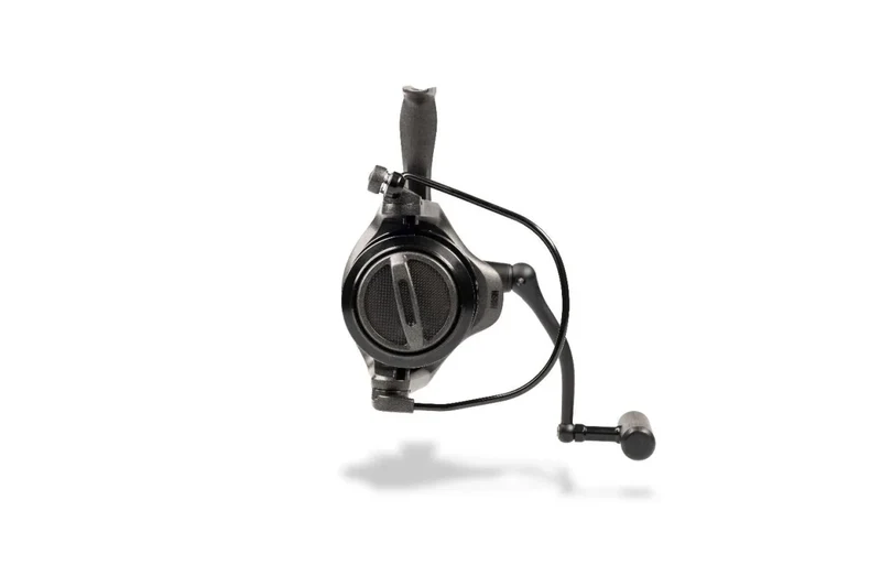 Moulinet Nash LRX10000