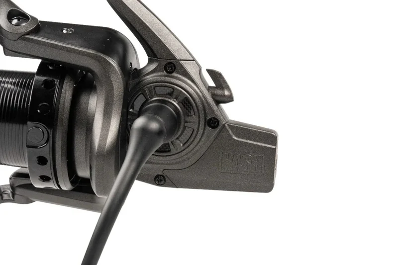 Moulinet Nash LRX10000