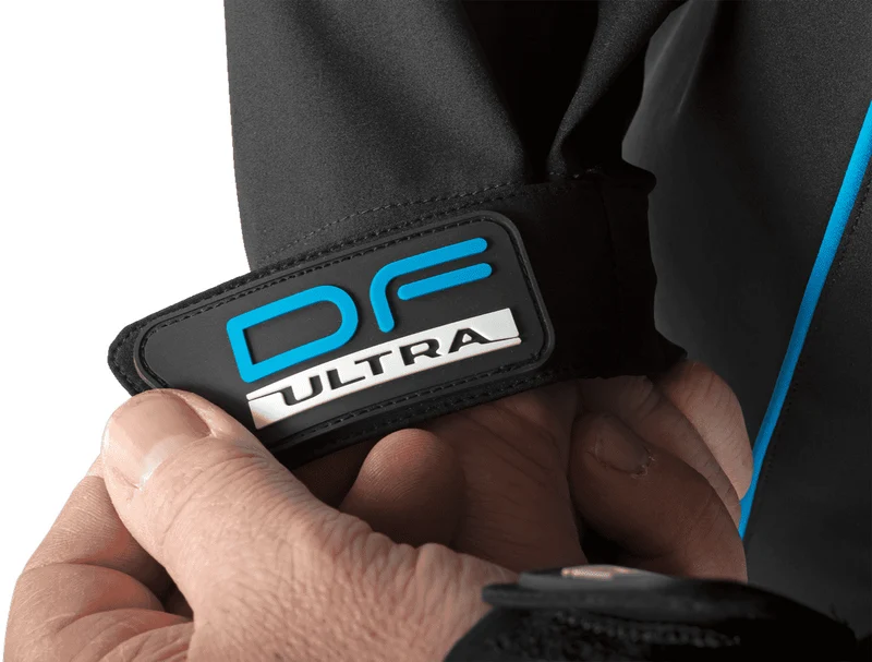 DF Ultra Suit – Regenpak - 🎁