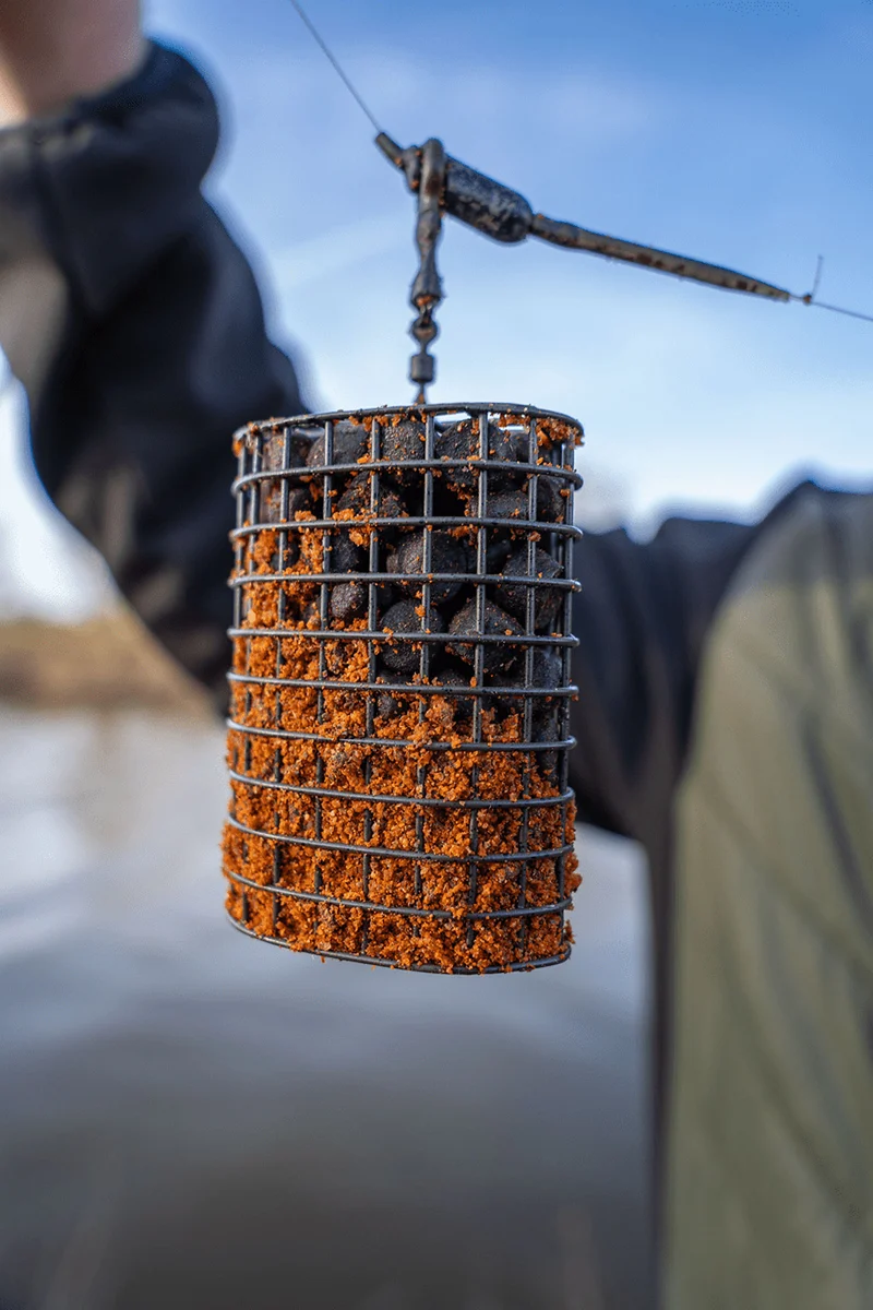 River Cage XT – Voerkorf 💰