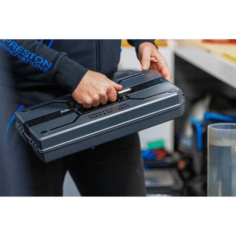Rig Station – Montagestation voor Tuigen en Onderlijnen