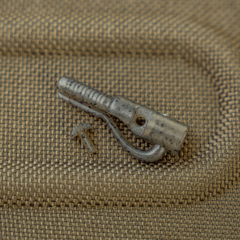 Set Lead Clip Avid Carp Outline FleckTone