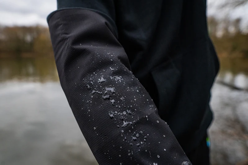 HydroTech Pullover Hoodie – Hoodie 💰