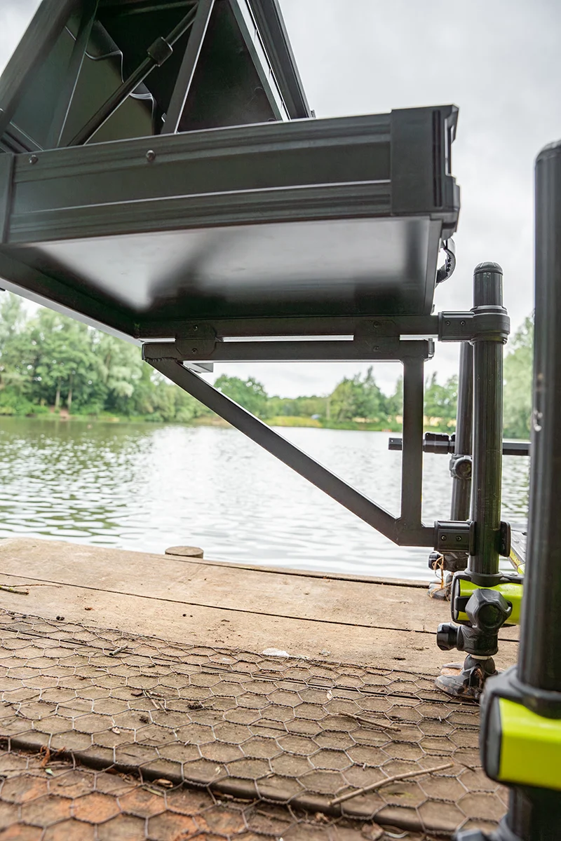 Pro Rigid Feeder Tray – Aastafel voor Feederstoel
