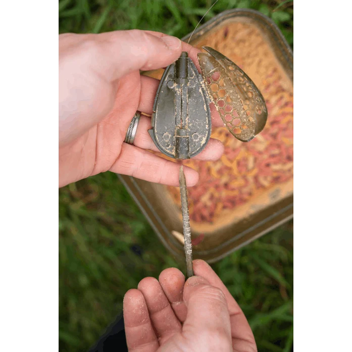 Camo Grub Feeders – Madenkorven