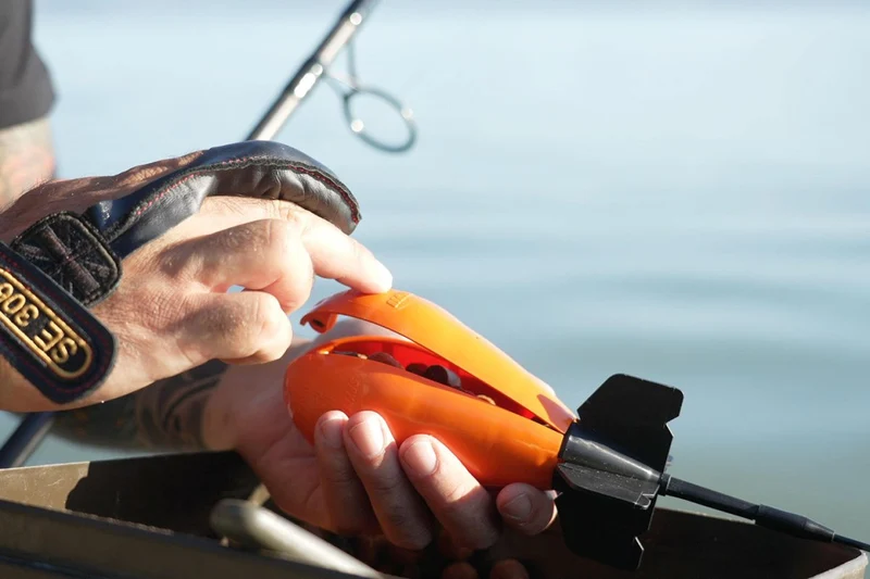 Fusée d'amorçage Spyder Spod Medium Orange/Noir