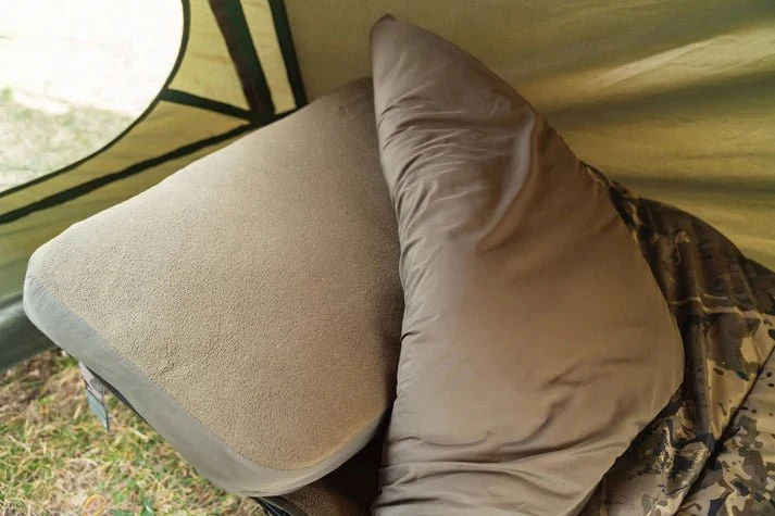 Bed Chair Nash Indulgence 4 Juniors Sleep System Camouflage