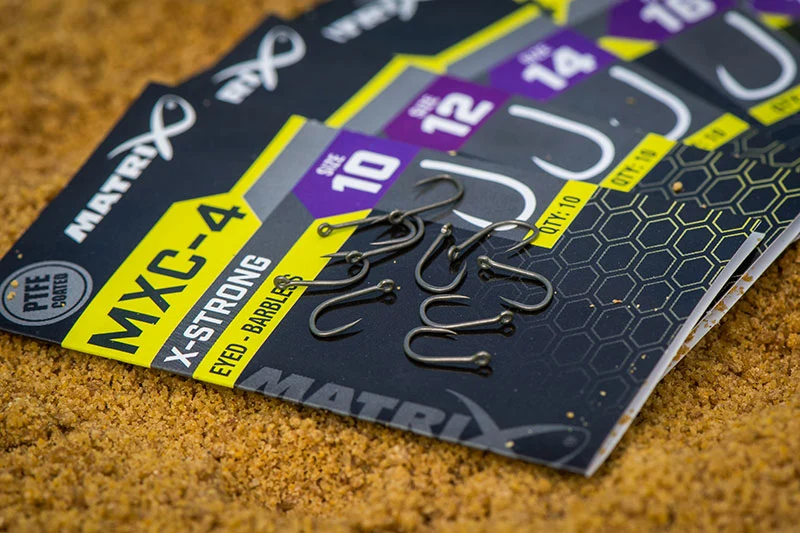 MXC-4 X-Strong Eyed Barbless Size 18 – Haak met Oog en zonder Weerhaak - 🎁