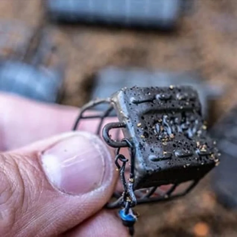 Wire Cage Feeder – Voerkorf