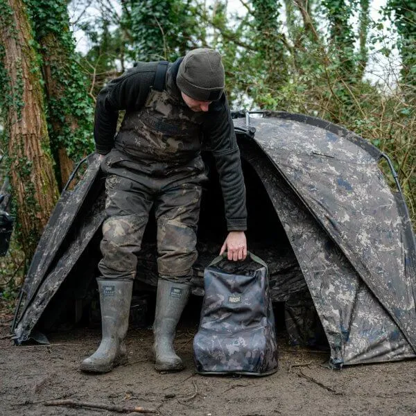 Sac pour bottes et waders Nash Camo