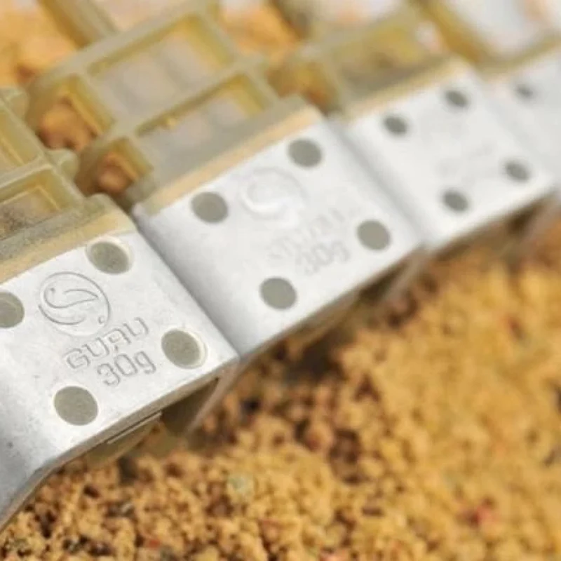 Commercial Cage Feeder – Voerkorf