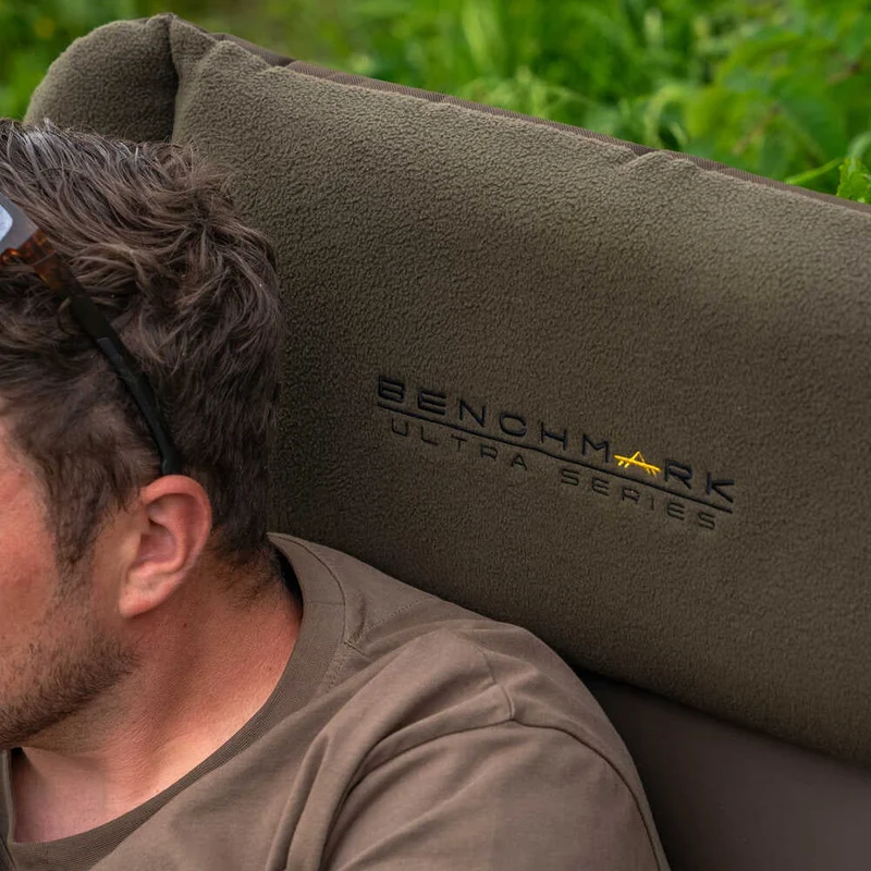 Chaise Avid Carp Benchmark Ultra Cozy