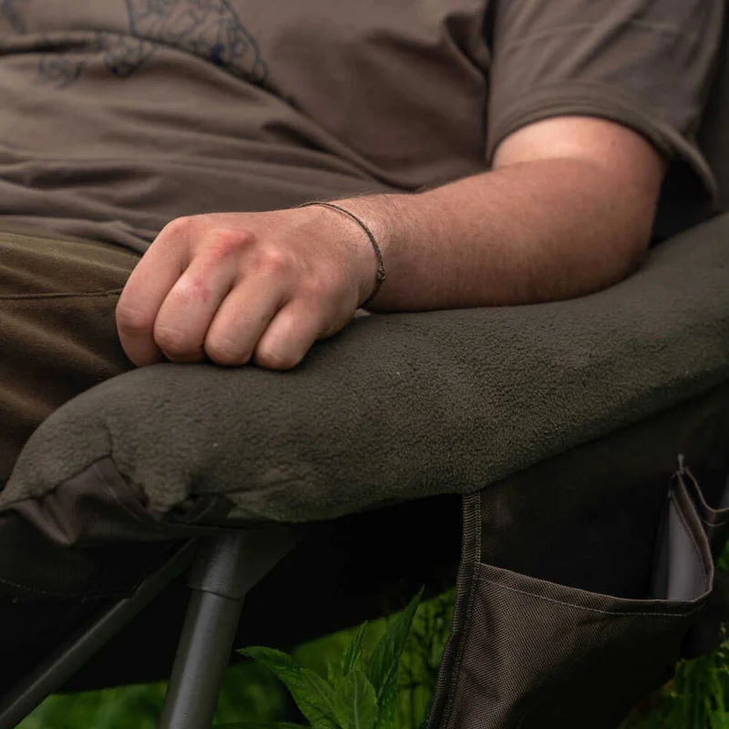 Chaise Avid Carp Benchmark Ultra Cozy