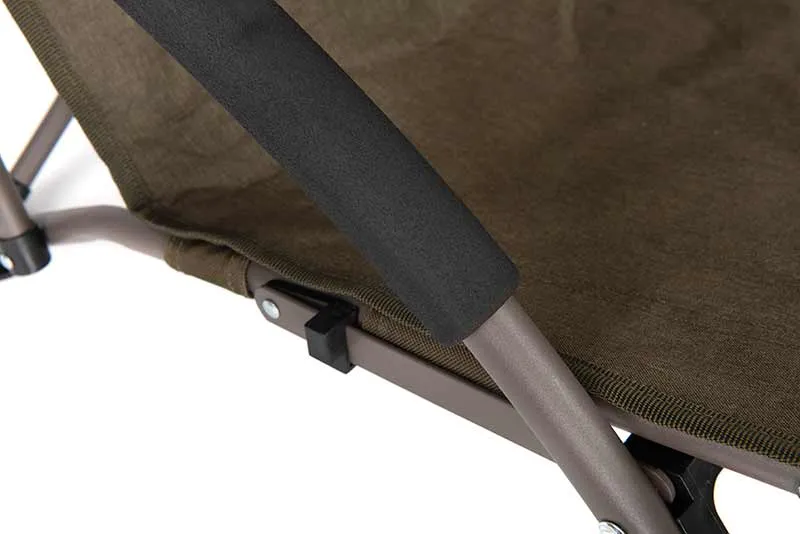 Chaise Fox Guest Voyager