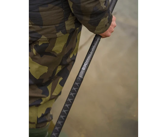 Cobra en carbone Avid Carp 120 cm/24 mm