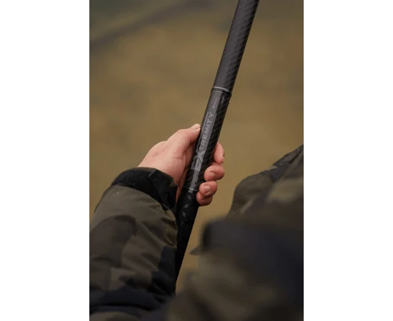 Cobra en carbone Avid Carp 80 cm/24 mm