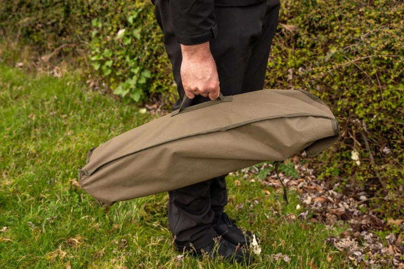 Chaise Avid Carp Revolve Low