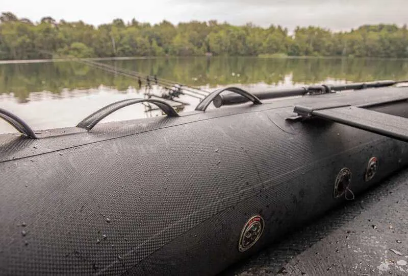 Bateau Raptor 270 X-Treme Dark avec plancher en aluminium