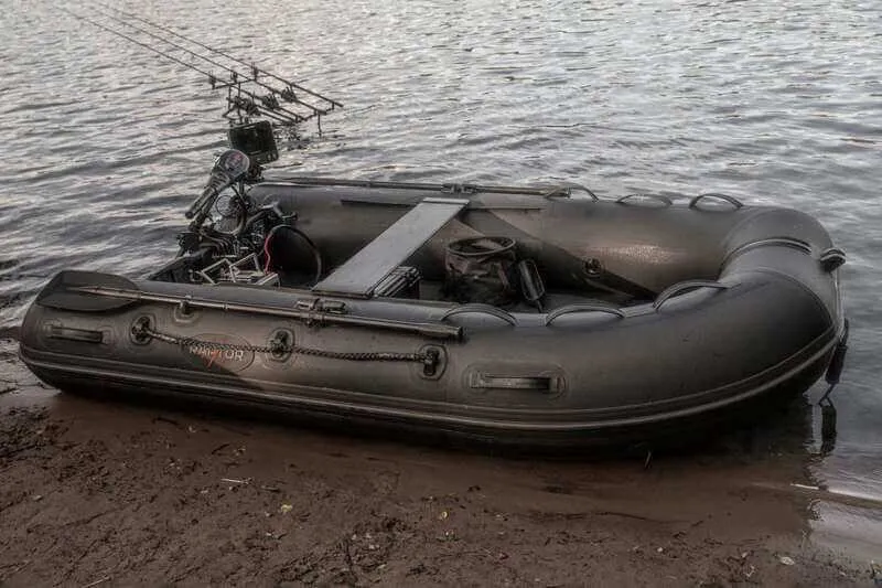 Bateau Raptor 200 X-Treme Dark Airdeck