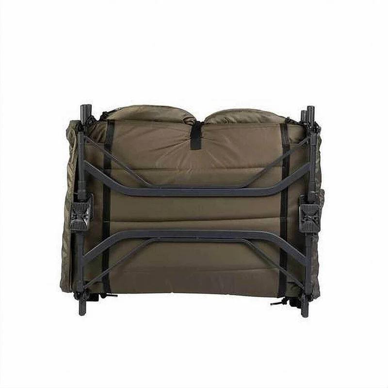 Bed Chair JRC Defender II Lit plat avec sac de couchage Wide