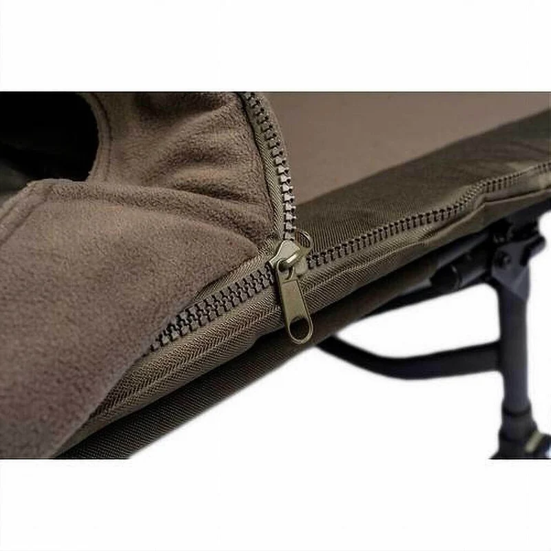 Bed Chair JRC Defender II Lit plat avec sac de couchage Wide