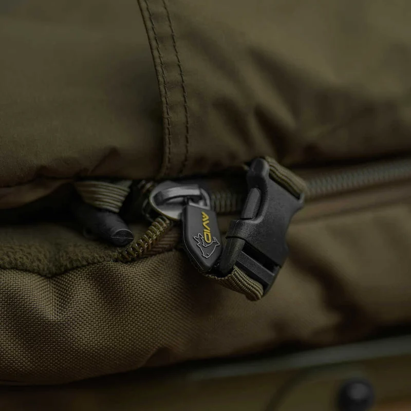 Bed Chair avec sac de couchage Avid Carp Benchmark Ultra X System 8 pieds