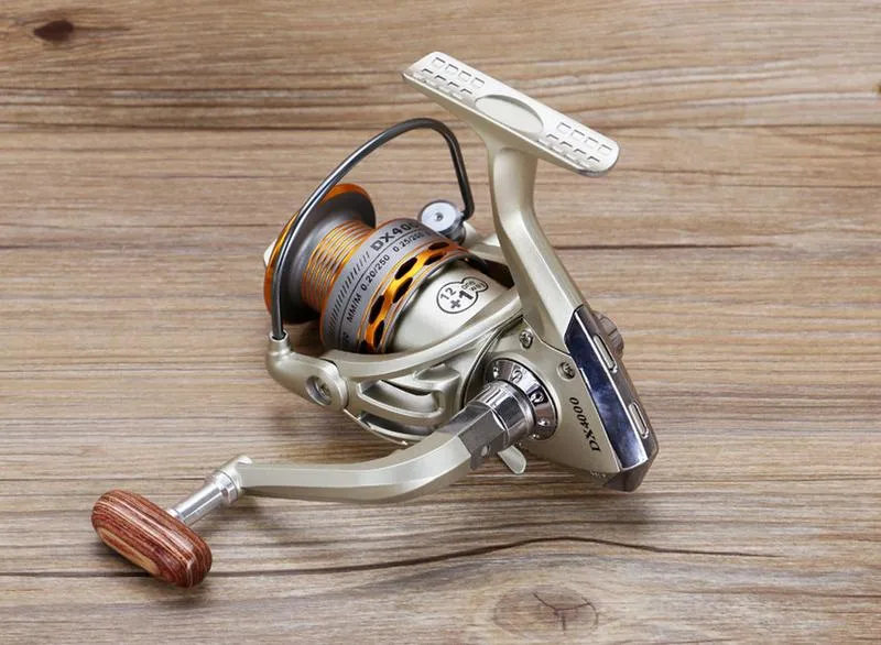 2019 New Fishing coil Wooden handshake 12+ 1BB Spinning Fishing Reel Professional Metal Left/Right Hand Fishing Reel Wheels