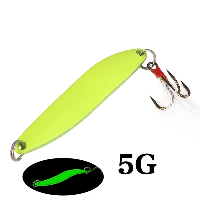 Cuillère Fluorescente Nocturne – Brillance Irrésistible